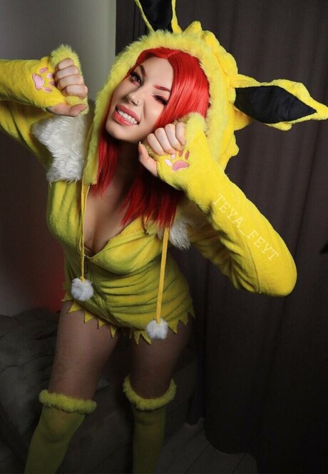 Teya feyt model beautiful img