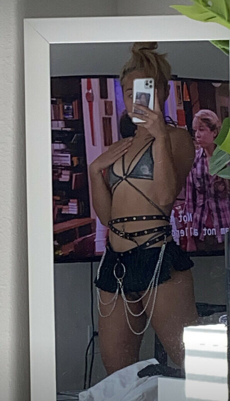 Minhthyfresh naked pornstar images