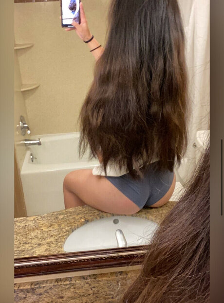 Minhthyfresh model art pic