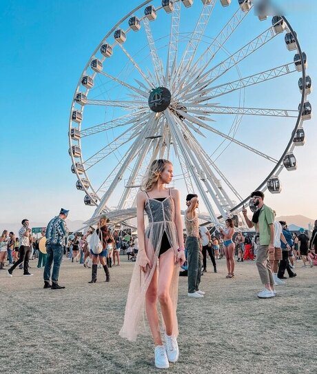 Lea Peach Profile pic