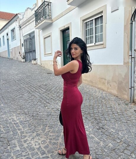 rosemondy hot actress gallery