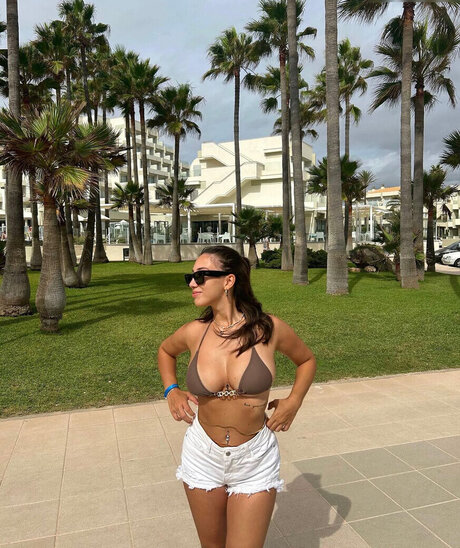 leonaankj exclusive pornstar img