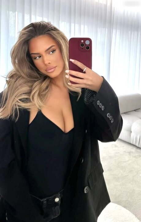 Jasmin Azizam pornstar hot pics