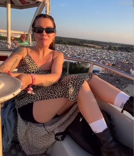 Malwanne sex star image