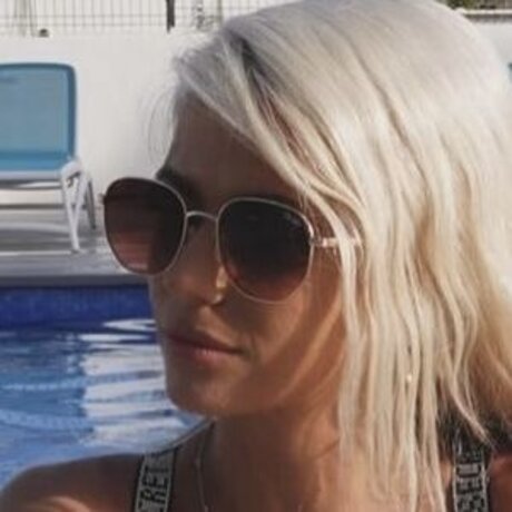 Danielle Harold pornstar pictures