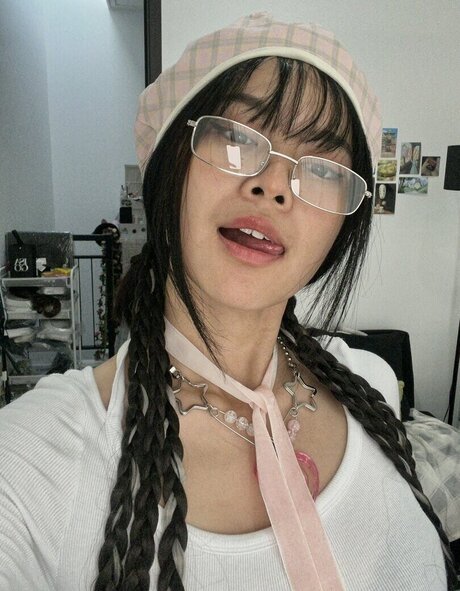 miceraa porn model picture