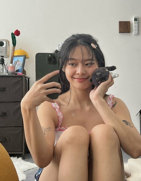 miceraa star nude galleries