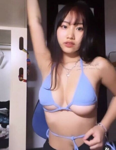 dlli0_ hot actress img