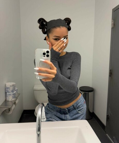 Lexa Gates free pornstar picture