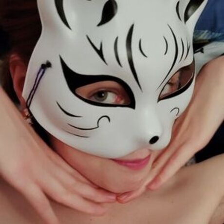 Penelope Grey top actress pictures