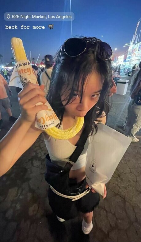 Katwiththeskates nude pornstar photo