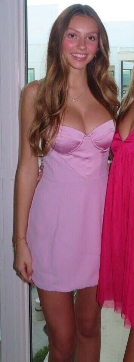 Mia Steele xxx model galleries