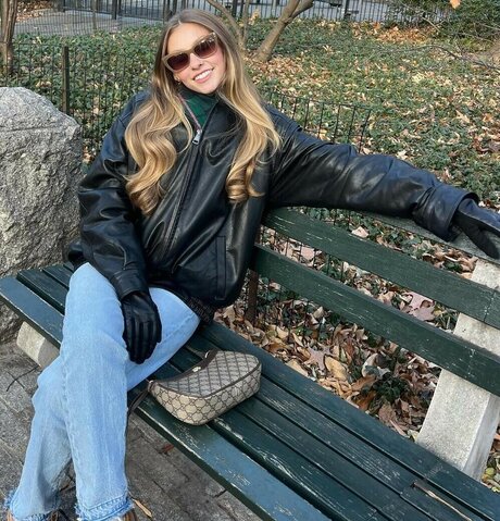 Mia Steele exclusive actress photo