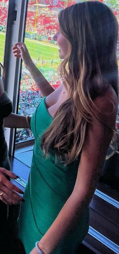 Mia Steele exclusive model images