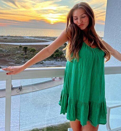 Mia Steele pornstar nudes image