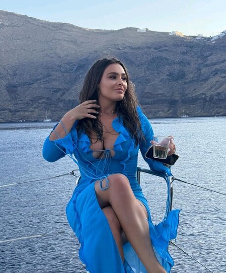 Maddison Maye pretty model photo