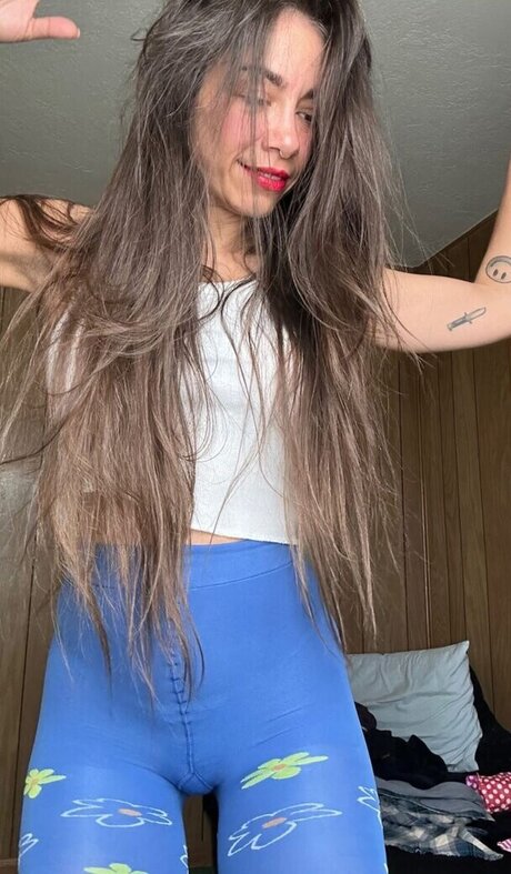 Sophia Paloma model beautiful pics