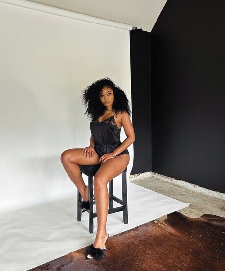 Trapezoidmouth porn actress photo