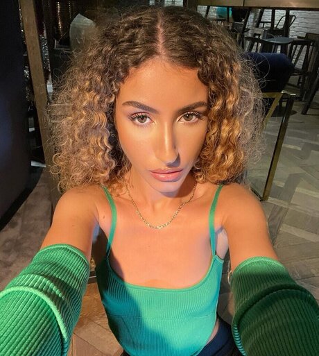 Jazmine Dyer star beautiful archive