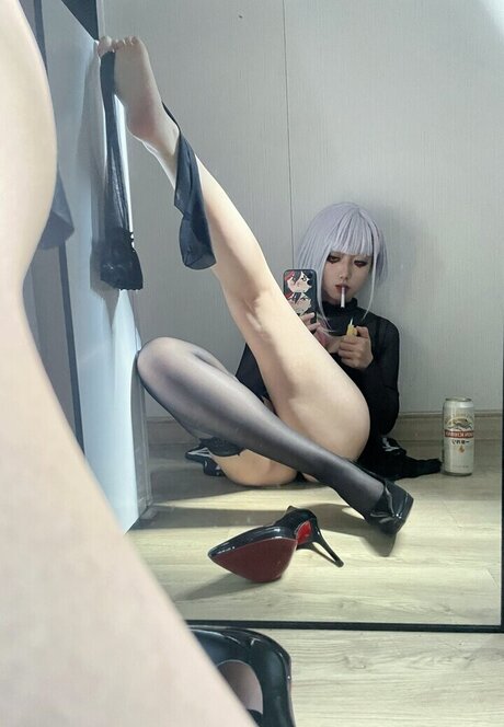 _Walk re model porn gallery