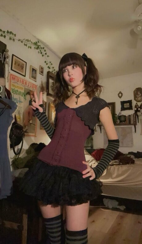 Moongirlevie free actress picture