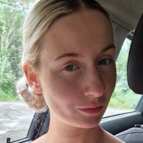 Cutie Emy sex model img