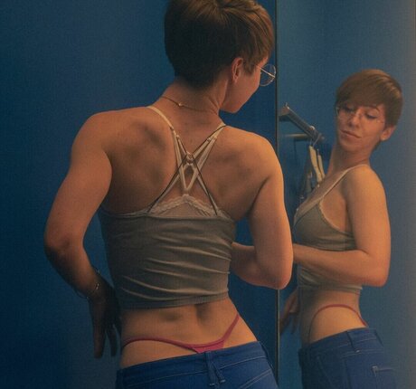 imitationtina naked actress pic