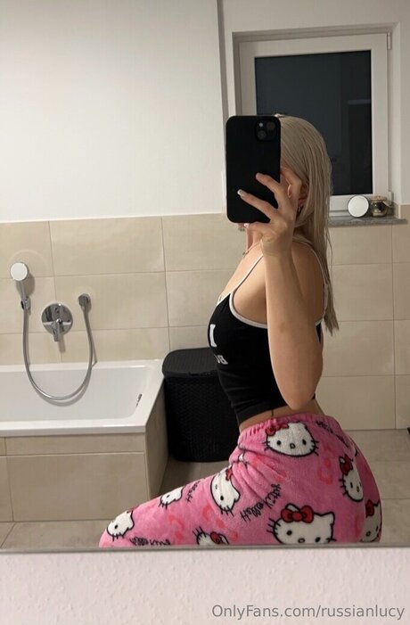 Russianlucy pornographic star image