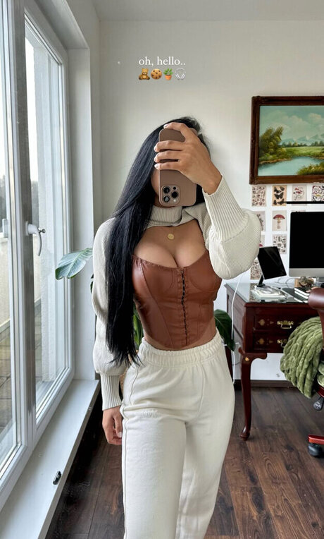 Nicole Schiebler porn actress images