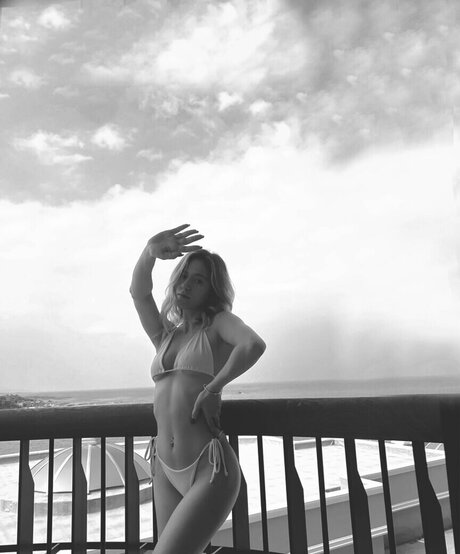 Ebrukzlyr high quality star photos