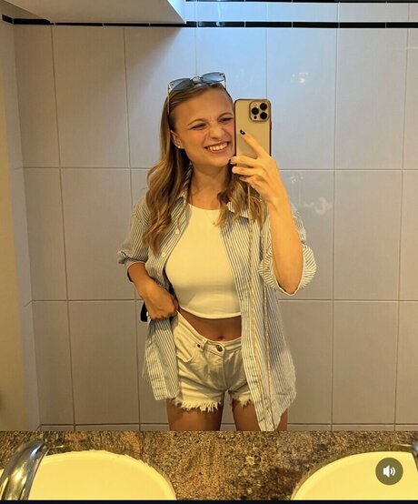 teen webcam onlyfans art naked img