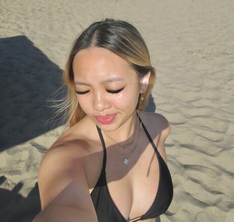 Angelle Dagun nude pornstar archive