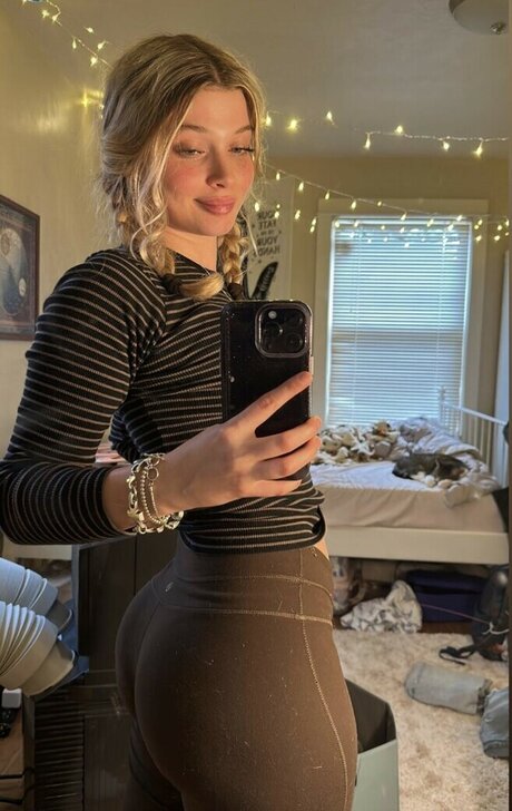 Lola Visage hd model archive