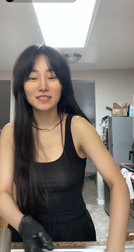 Showmeyourbasement model exclusive photos