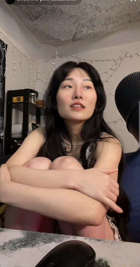 Showmeyourbasement model pretty photos