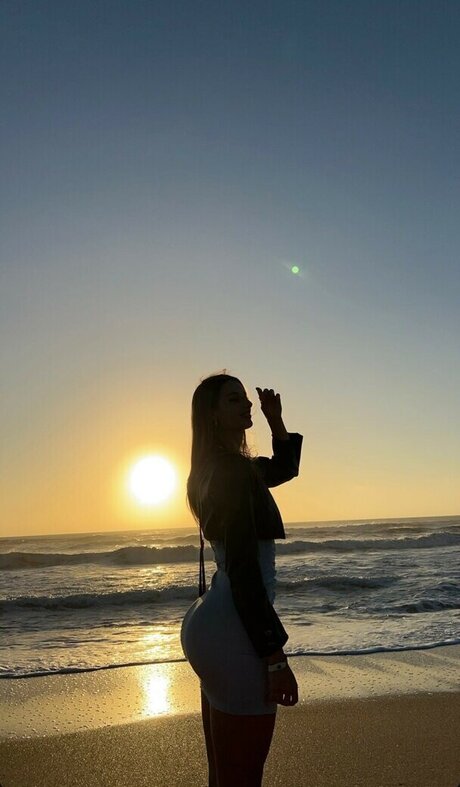 Jazmin Peralta model nude images