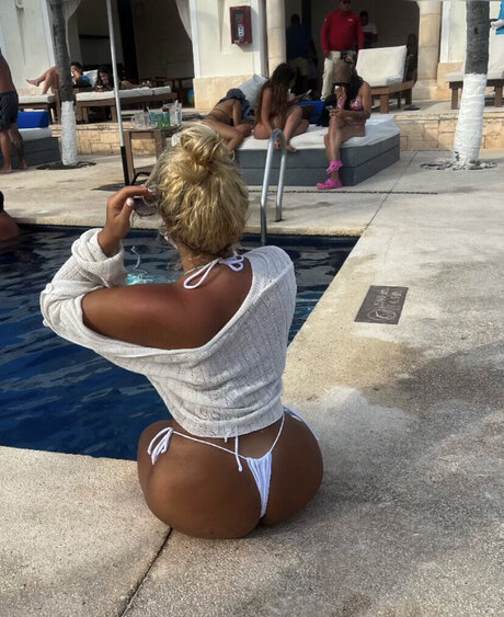 Nilufarsra beautiful star galleries