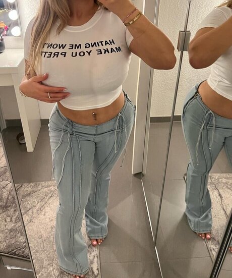 Nilufarsra pornstar hot galleries