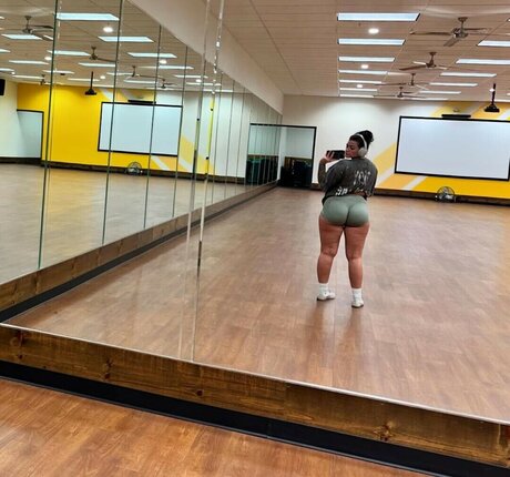 Hopemfnoe exclusive actress gallery