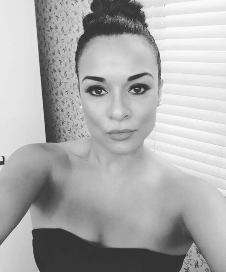 Alisa Reyes nice pornstar pic