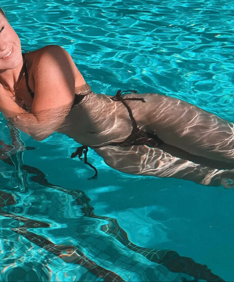 Cerise Taylor exclusive star picture