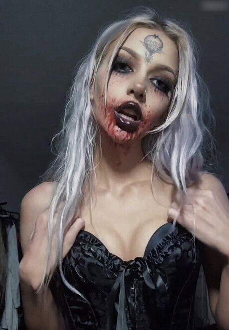 Luci Senior erotic model galleries