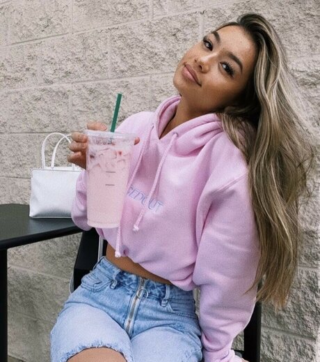 Kaylee Pereira sexy pornstar pics