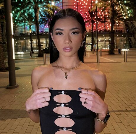 Kaylee Pereira top model picture