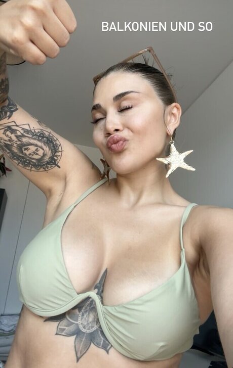 Salome Sylvana nude star image