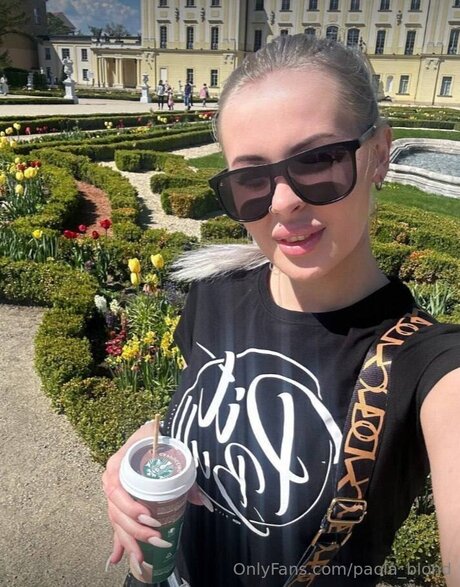 Paola blond star hd pics