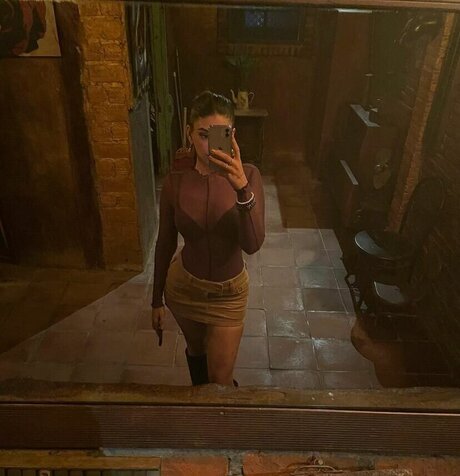 Pakhi Gadh model beautiful pic