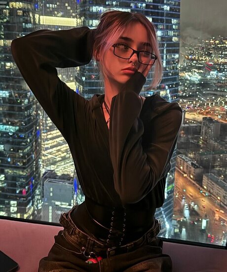 pavuk1 0 exclusive actress photo