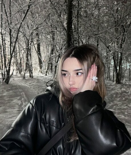 pavuk1 0 model naked galleries