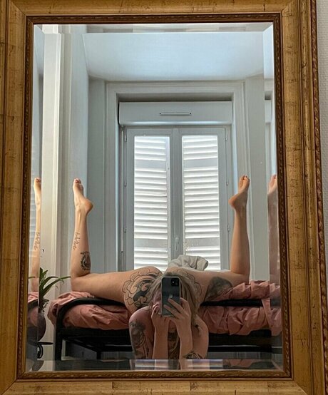 divinement bon model pic